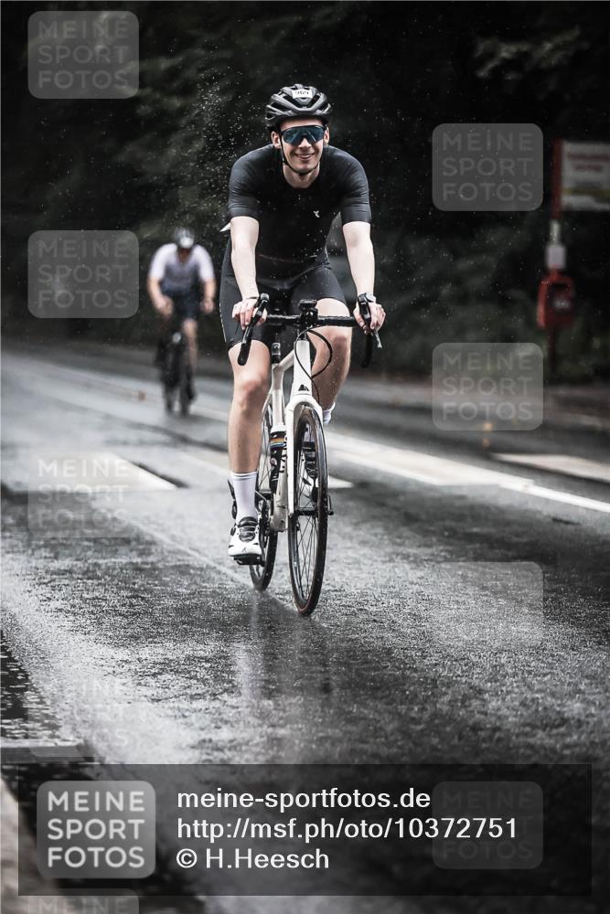 13.09.2026 - Stadtparktriathlon H.Heesch http://msf.ph/oto/10372751 13.09.2026 12:08:33 Radfahren 761, 961, 966, 969, 1058, 1064 meine-sportfotos.de