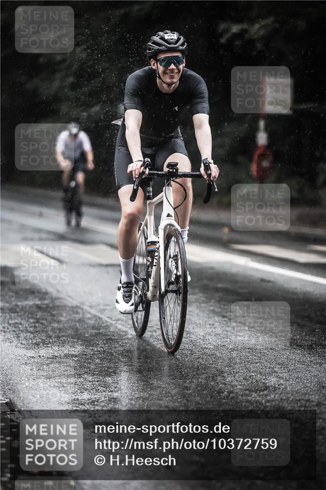 13.09.2026 - Stadtparktriathlon H.Heesch http://msf.ph/oto/10372759 13.09.2026 12:08:33 Radfahren 761, 961, 966, 969, 1058, 1064 meine-sportfotos.de