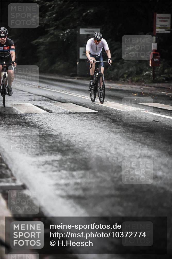 13.09.2026 - Stadtparktriathlon H.Heesch http://msf.ph/oto/10372774 13.09.2026 12:08:34 Radfahren 761, 907, 961, 966, 969, 1058, 1064 meine-sportfotos.de