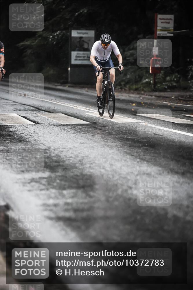 13.09.2026 - Stadtparktriathlon H.Heesch http://msf.ph/oto/10372783 13.09.2026 12:08:34 Radfahren 761, 907, 961, 966, 969, 1058, 1064 meine-sportfotos.de