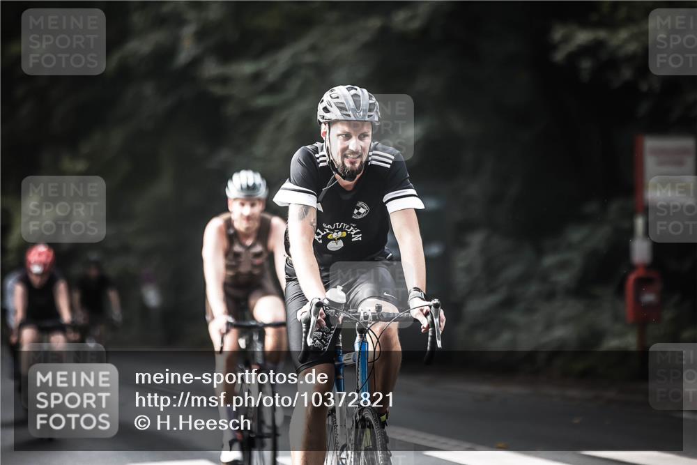 13.09.2026 - Stadtparktriathlon H.Heesch http://msf.ph/oto/10372821 13.09.2026 10:52:33 Radfahren 371, 412, 454, 479, 490, 502, 518, 568, 569, 575, 581, 584 meine-sportfotos.de
