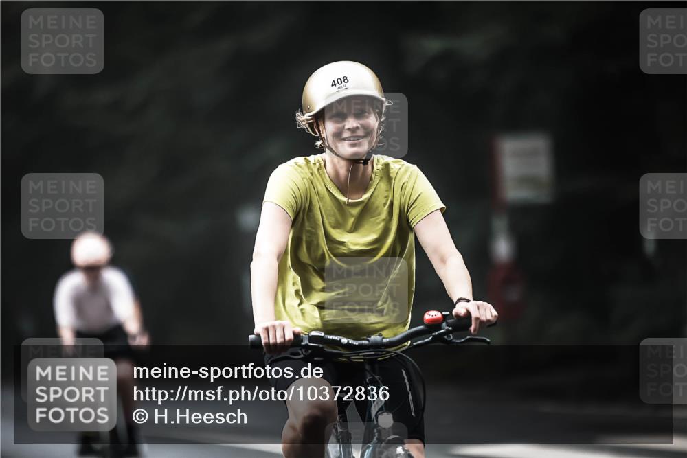 13.09.2026 - Stadtparktriathlon H.Heesch http://msf.ph/oto/10372836 13.09.2026 10:22:40 Radfahren 217, 285, 319, 375, 408, 435, 442 meine-sportfotos.de