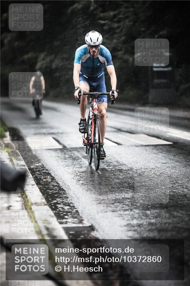 13.09.2026 - Stadtparktriathlon H.Heesch http://msf.ph/oto/10372860 13.09.2026 12:08:40 Radfahren 835, 907, 966, 1064 meine-sportfotos.de