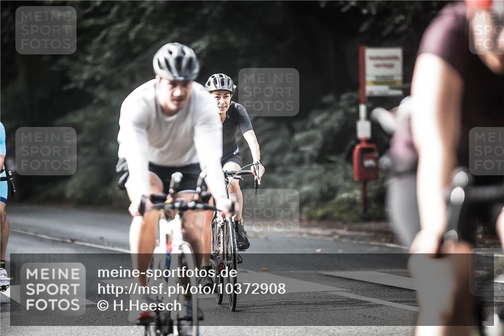 13.09.2026 - Stadtparktriathlon H.Heesch http://msf.ph/oto/10372908 13.09.2026 10:52:36 Radfahren 371, 412, 454, 479, 502, 518, 569, 584 meine-sportfotos.de