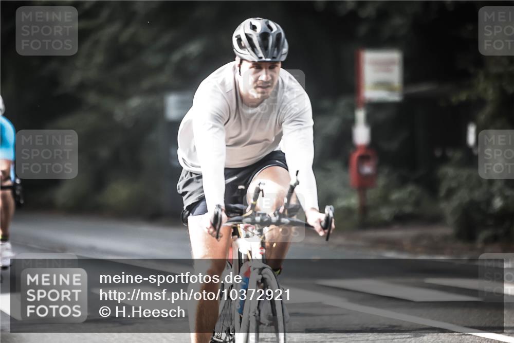 13.09.2026 - Stadtparktriathlon H.Heesch http://msf.ph/oto/10372921 13.09.2026 10:52:36 Radfahren 371, 412, 454, 479, 502, 518, 569, 584 meine-sportfotos.de