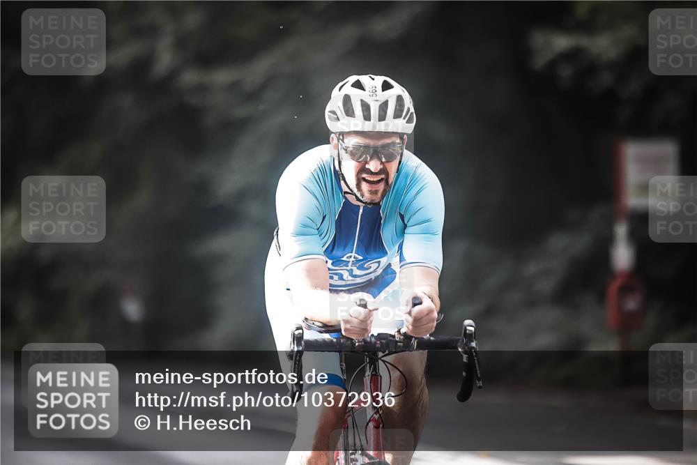 13.09.2026 - Stadtparktriathlon H.Heesch http://msf.ph/oto/10372936 13.09.2026 10:52:37 Radfahren 412, 454, 479, 502, 518, 569, 584 meine-sportfotos.de