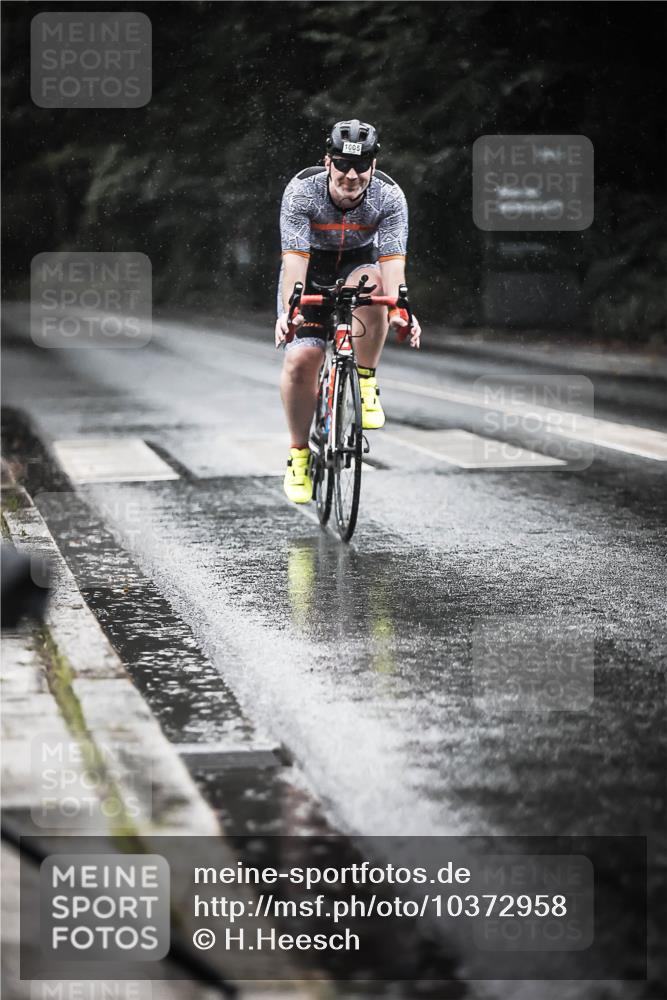 13.09.2026 - Stadtparktriathlon H.Heesch http://msf.ph/oto/10372958 13.09.2026 12:08:53 Radfahren 1005 meine-sportfotos.de