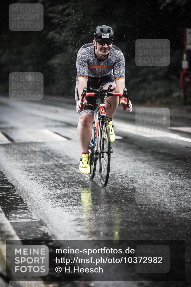 13.09.2026 - Stadtparktriathlon H.Heesch http://msf.ph/oto/10372982 13.09.2026 12:08:54 Radfahren 939, 1005 meine-sportfotos.de