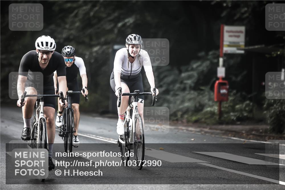13.09.2026 - Stadtparktriathlon H.Heesch http://msf.ph/oto/10372990 13.09.2026 10:52:44 Radfahren 347, 383, 529, 550, 579 meine-sportfotos.de