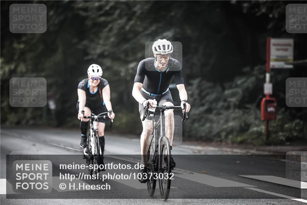 13.09.2026 - Stadtparktriathlon H.Heesch http://msf.ph/oto/10373032 13.09.2026 10:52:48 Radfahren 347, 354, 383, 416, 529, 543, 550, 579 meine-sportfotos.de