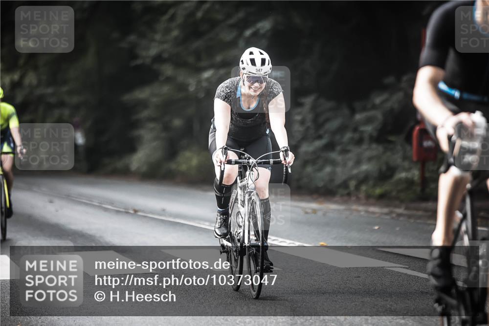 13.09.2026 - Stadtparktriathlon H.Heesch http://msf.ph/oto/10373047 13.09.2026 10:52:49 Radfahren 347, 354, 383, 416, 529, 543, 550, 579 meine-sportfotos.de