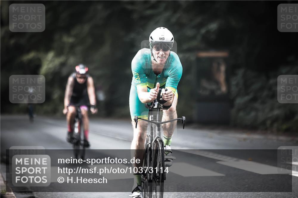 13.09.2026 - Stadtparktriathlon H.Heesch http://msf.ph/oto/10373114 13.09.2026 10:52:53 Radfahren 347, 354, 416, 543, 550 meine-sportfotos.de