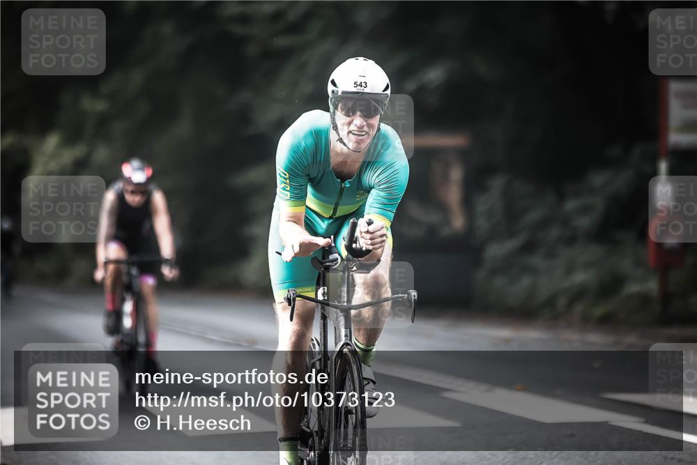 13.09.2026 - Stadtparktriathlon H.Heesch http://msf.ph/oto/10373123 13.09.2026 10:52:53 Radfahren 347, 354, 416, 543, 550 meine-sportfotos.de
