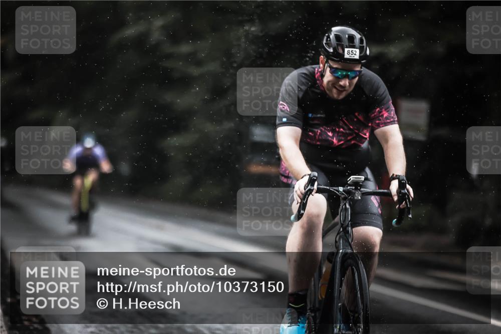 13.09.2026 - Stadtparktriathlon H.Heesch http://msf.ph/oto/10373150 13.09.2026 12:09:12 Radfahren 852, 1000, 1043 meine-sportfotos.de