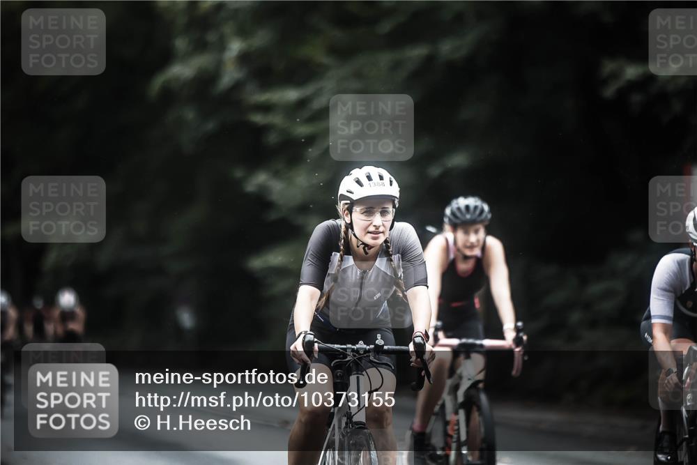 13.09.2026 - Stadtparktriathlon H.Heesch http://msf.ph/oto/10373155 13.09.2026 13:28:29 Radfahren 1369, 1373, 1377, 1388, 1407, 1414, 1420, 1425, 1444, 1461, 1464, 1482, 1506, 1514, 1519 meine-sportfotos.de