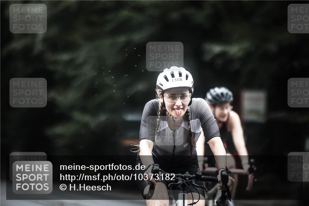 13.09.2026 - Stadtparktriathlon H.Heesch http://msf.ph/oto/10373182 13.09.2026 13:28:29 Radfahren 1369, 1373, 1377, 1388, 1407, 1414, 1420, 1425, 1444, 1461, 1464, 1482, 1506, 1514, 1519 meine-sportfotos.de