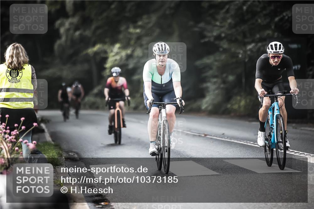 13.09.2026 - Stadtparktriathlon H.Heesch http://msf.ph/oto/10373185 13.09.2026 10:52:59 Radfahren 354, 405, 449, 553, 691 meine-sportfotos.de