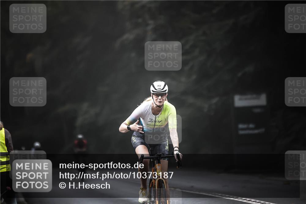 13.09.2026 - Stadtparktriathlon H.Heesch http://msf.ph/oto/10373187 13.09.2026 10:23:06 Radfahren 216, 219, 231, 362 meine-sportfotos.de