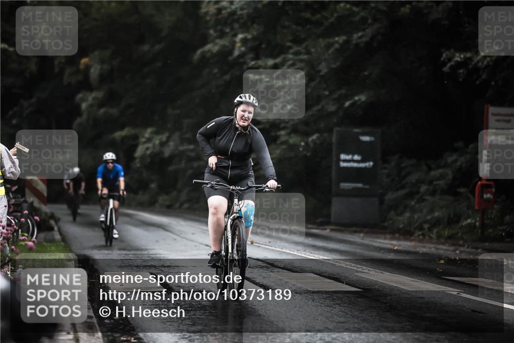 13.09.2026 - Stadtparktriathlon H.Heesch http://msf.ph/oto/10373189 13.09.2026 12:09:22 Radfahren 794, 935, 945, 1039 meine-sportfotos.de