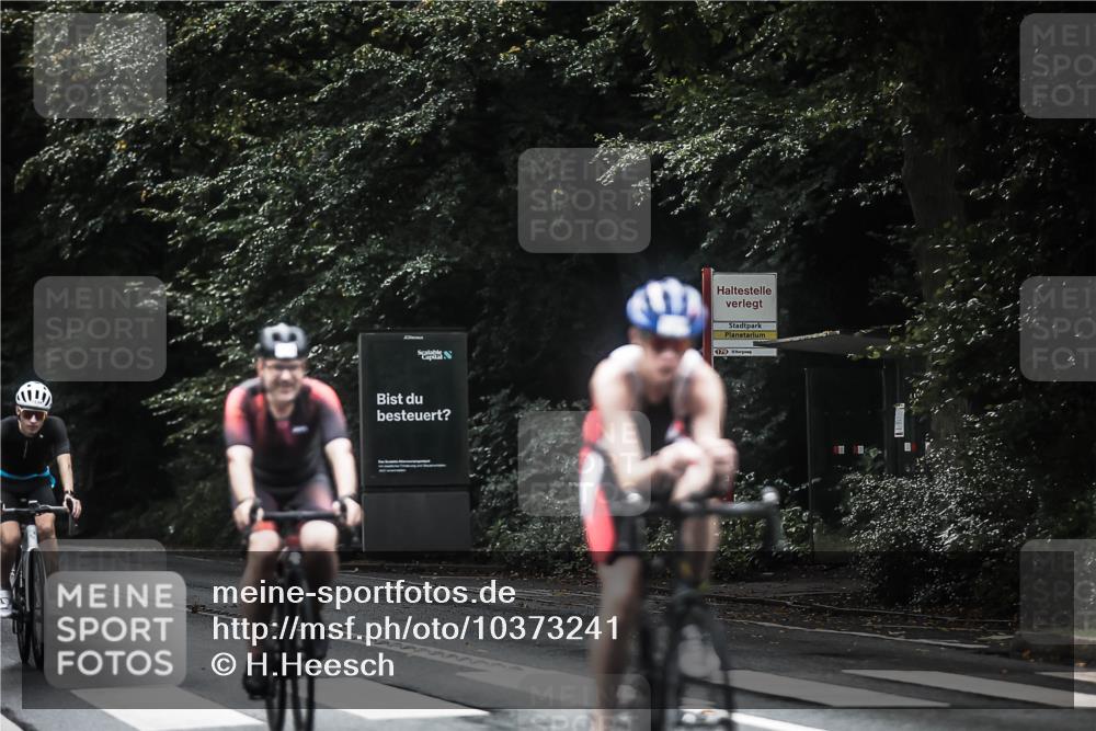 13.09.2026 - Stadtparktriathlon H.Heesch http://msf.ph/oto/10373241 13.09.2026 13:28:34 Radfahren 1333, 1373, 1377, 1388, 1414, 1420, 1425, 1444, 1461, 1506, 1514, 1519 meine-sportfotos.de