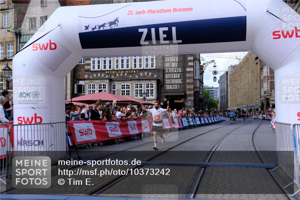 13.09.2026 - 21. swb-Marathon Bremen Tim E. http://msf.ph/oto/10373242 13.09.2026 13:10:28 Ziel 538, 623, 957, 2020, 4781, 5627, 8064, 9817 meine-sportfotos.de