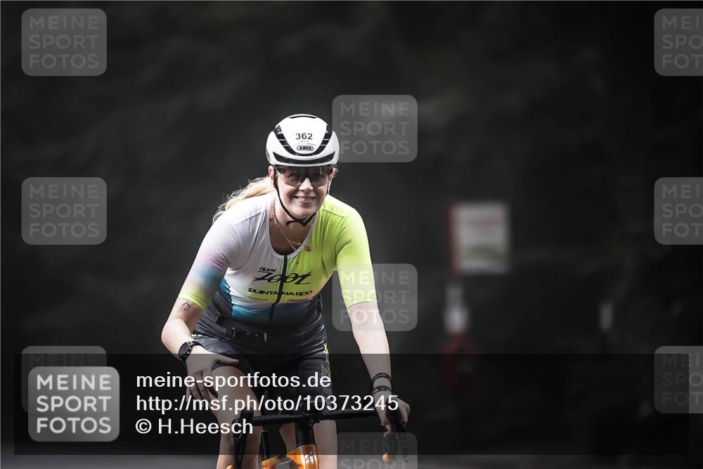13.09.2026 - Stadtparktriathlon H.Heesch http://msf.ph/oto/10373245 13.09.2026 10:23:07 Radfahren 216, 219, 231, 362 meine-sportfotos.de