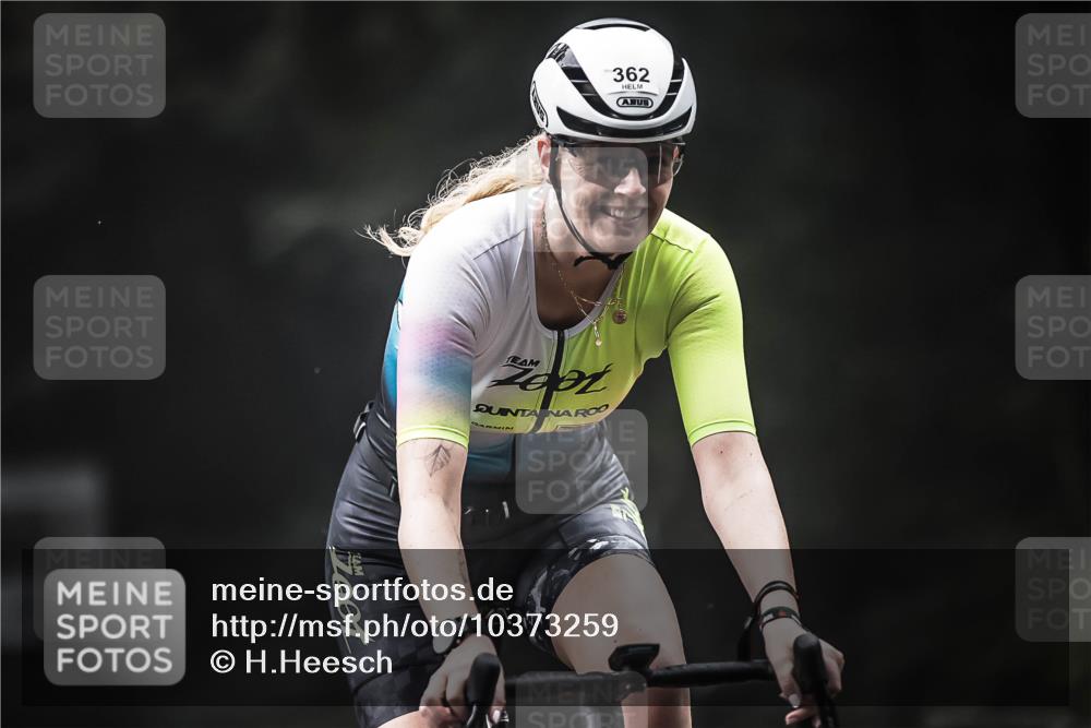 13.09.2026 - Stadtparktriathlon H.Heesch http://msf.ph/oto/10373259 13.09.2026 10:23:08 Radfahren 216, 219, 231, 362 meine-sportfotos.de