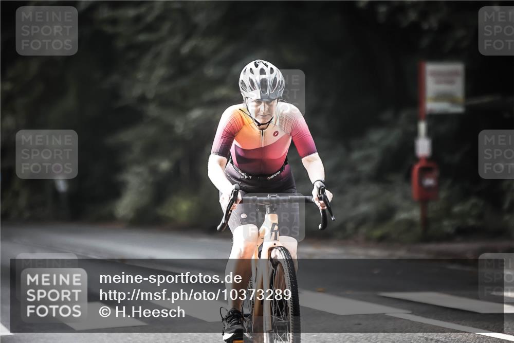 13.09.2026 - Stadtparktriathlon H.Heesch http://msf.ph/oto/10373289 13.09.2026 10:53:02 Radfahren 403, 405, 449, 504, 553, 691 meine-sportfotos.de