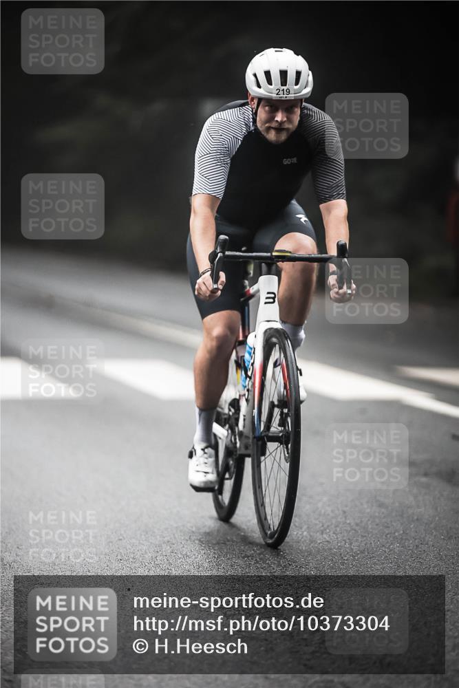 13.09.2026 - Stadtparktriathlon H.Heesch http://msf.ph/oto/10373304 13.09.2026 10:23:13 Radfahren 216, 219, 362, 407, 456 meine-sportfotos.de