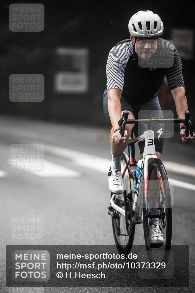 13.09.2026 - Stadtparktriathlon H.Heesch http://msf.ph/oto/10373329 13.09.2026 10:23:13 Radfahren 216, 219, 362, 407, 456 meine-sportfotos.de
