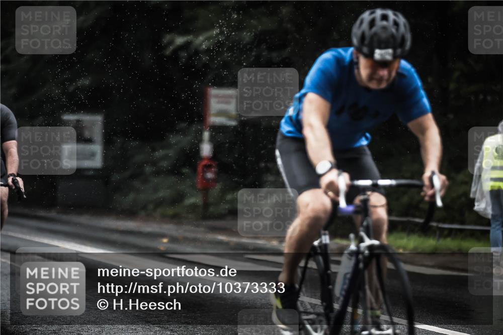 13.09.2026 - Stadtparktriathlon H.Heesch http://msf.ph/oto/10373333 13.09.2026 12:09:28 Radfahren 794, 841, 935, 945, 1039 meine-sportfotos.de
