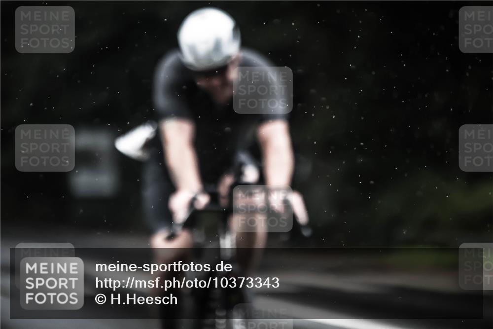 13.09.2026 - Stadtparktriathlon H.Heesch http://msf.ph/oto/10373343 13.09.2026 12:09:28 Radfahren 794, 841, 935, 945, 1039 meine-sportfotos.de