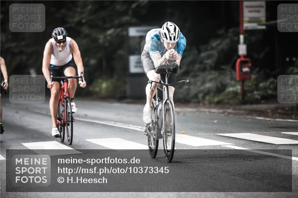13.09.2026 - Stadtparktriathlon H.Heesch http://msf.ph/oto/10373345 13.09.2026 10:53:06 Radfahren 403, 405, 449, 484, 504, 553, 691 meine-sportfotos.de