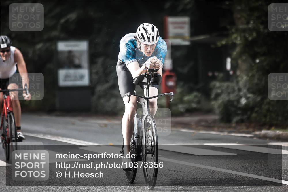 13.09.2026 - Stadtparktriathlon H.Heesch http://msf.ph/oto/10373356 13.09.2026 10:53:06 Radfahren 403, 405, 449, 484, 504, 553, 691 meine-sportfotos.de