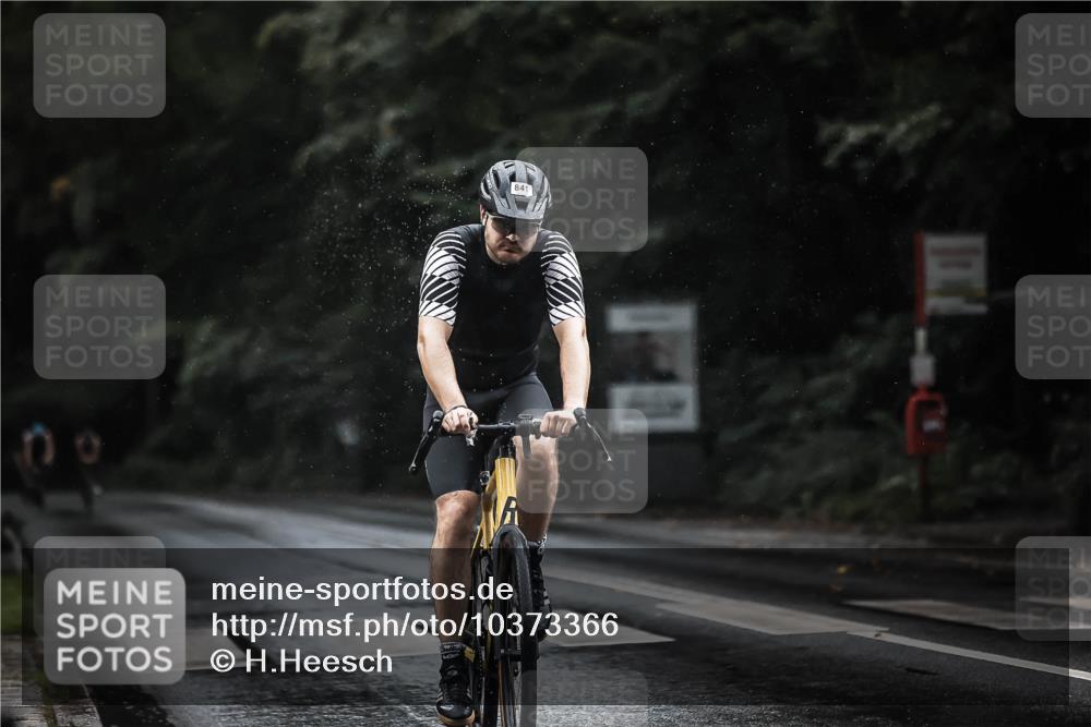 13.09.2026 - Stadtparktriathlon H.Heesch http://msf.ph/oto/10373366 13.09.2026 12:09:31 Radfahren 841, 935, 1039, 1059 meine-sportfotos.de