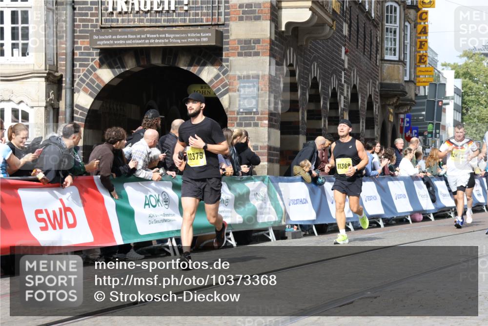 13.09.2026 - 21. swb-Marathon Bremen Strokosch-Dieckow http://msf.ph/oto/10373368 13.09.2026 11:01:56 Ziel 10181, 10251, 10332, 10497, 10560, 11075, 11150, 11305, 11324, 11459, 11467, 11479, 11486, 11550, 11551, 11666, 11668, 11747, 11788, 11798, 11985, 11986, 12047, 10257, 10473, 10500, 10617, 10636, 10803, 10924, 11436, 11811, 12016, 12094, 12135, 12145, 12360, 12437, 12506 meine-sportfotos.de