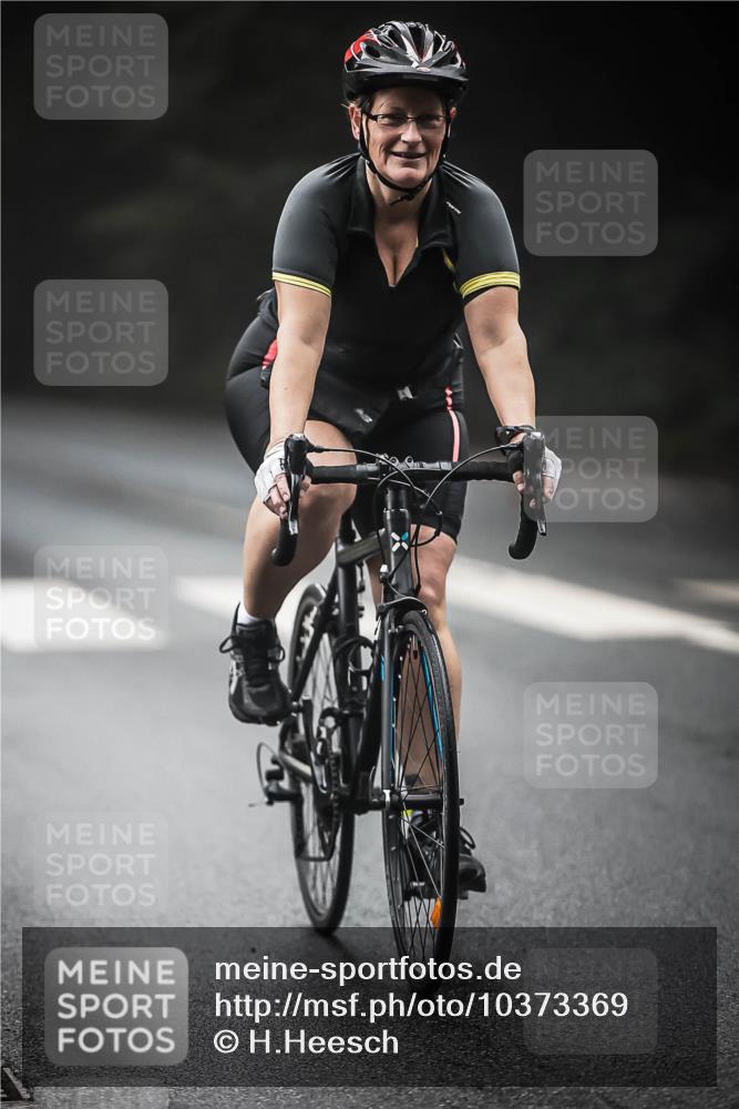 13.09.2026 - Stadtparktriathlon H.Heesch http://msf.ph/oto/10373369 13.09.2026 10:23:16 Radfahren 216, 219, 407, 456 meine-sportfotos.de
