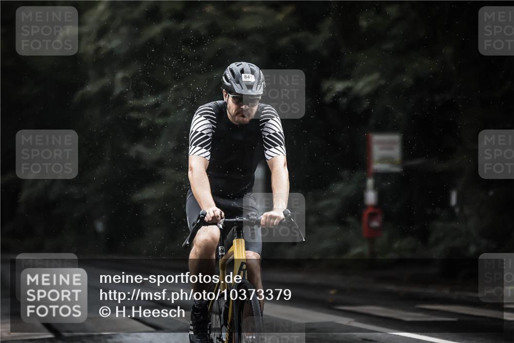 13.09.2026 - Stadtparktriathlon H.Heesch http://msf.ph/oto/10373379 13.09.2026 12:09:31 Radfahren 841, 935, 1039, 1059 meine-sportfotos.de