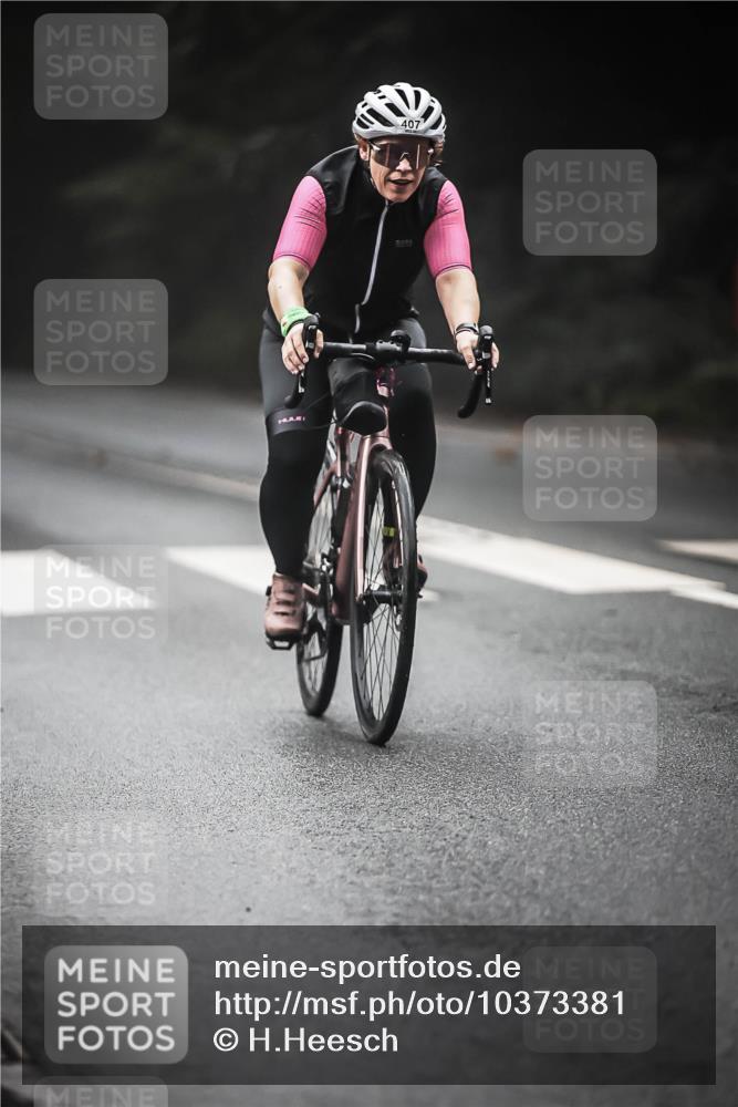 13.09.2026 - Stadtparktriathlon H.Heesch http://msf.ph/oto/10373381 13.09.2026 10:23:19 Radfahren 230, 341, 407, 456 meine-sportfotos.de