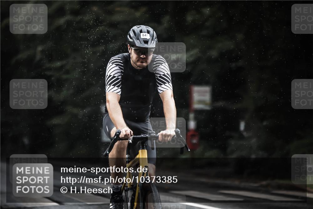 13.09.2026 - Stadtparktriathlon H.Heesch http://msf.ph/oto/10373385 13.09.2026 12:09:31 Radfahren 841, 935, 1039, 1059 meine-sportfotos.de