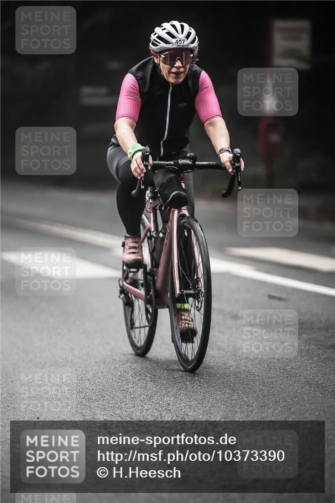 13.09.2026 - Stadtparktriathlon H.Heesch http://msf.ph/oto/10373390 13.09.2026 10:23:19 Radfahren 230, 341, 407, 456 meine-sportfotos.de