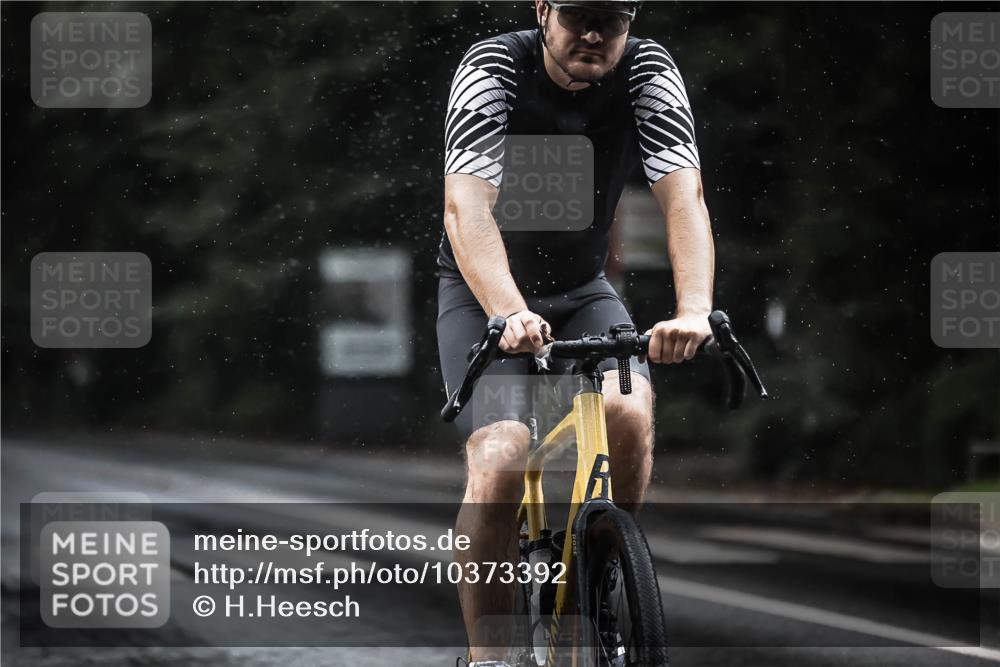 13.09.2026 - Stadtparktriathlon H.Heesch http://msf.ph/oto/10373392 13.09.2026 12:09:31 Radfahren 841, 935, 1039, 1059 meine-sportfotos.de