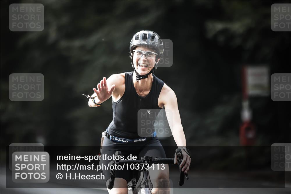 13.09.2026 - Stadtparktriathlon H.Heesch http://msf.ph/oto/10373413 13.09.2026 10:53:08 Radfahren 403, 405, 484, 504, 691 meine-sportfotos.de