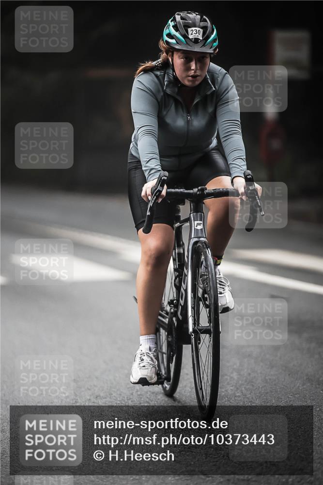 13.09.2026 - Stadtparktriathlon H.Heesch http://msf.ph/oto/10373443 13.09.2026 10:23:24 Radfahren 230, 341, 407 meine-sportfotos.de