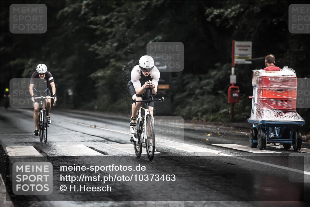 13.09.2026 - Stadtparktriathlon H.Heesch http://msf.ph/oto/10373463 13.09.2026 12:09:40 Radfahren 869, 928, 997, 1059 meine-sportfotos.de