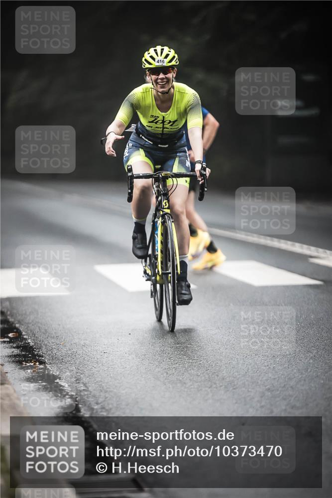 13.09.2026 - Stadtparktriathlon H.Heesch http://msf.ph/oto/10373470 13.09.2026 10:23:30 Radfahren 230, 341, 416 meine-sportfotos.de