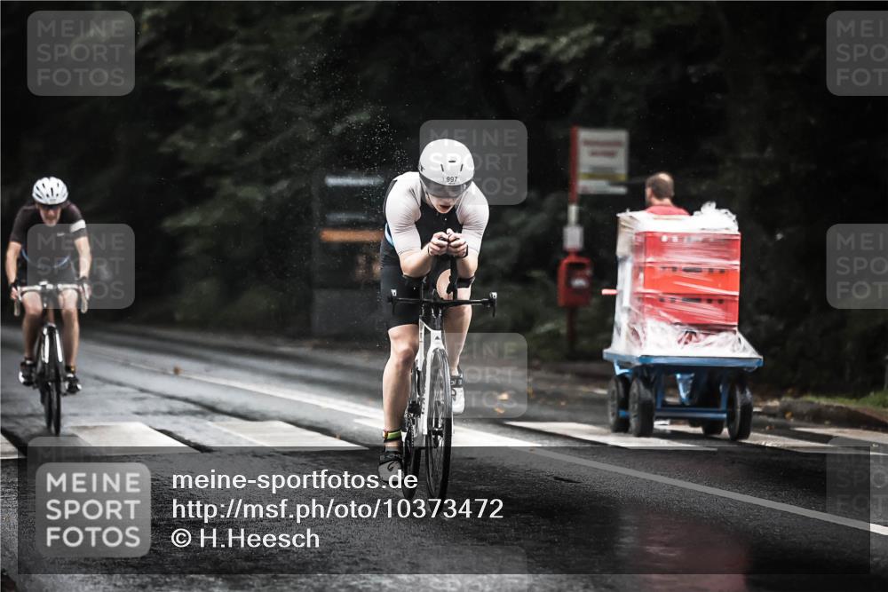 13.09.2026 - Stadtparktriathlon H.Heesch http://msf.ph/oto/10373472 13.09.2026 12:09:41 Radfahren 869, 928, 997, 1059 meine-sportfotos.de