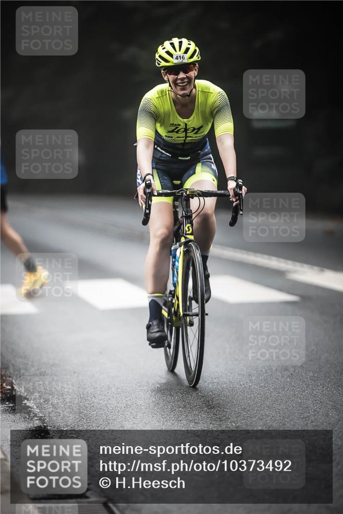 13.09.2026 - Stadtparktriathlon H.Heesch http://msf.ph/oto/10373492 13.09.2026 10:23:30 Radfahren 230, 341, 416 meine-sportfotos.de