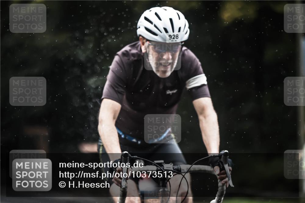 13.09.2026 - Stadtparktriathlon H.Heesch http://msf.ph/oto/10373513 13.09.2026 12:09:43 Radfahren 869, 928, 977, 997, 1059 meine-sportfotos.de