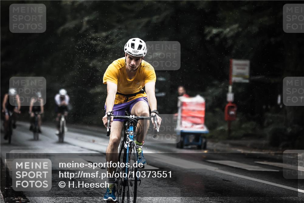 13.09.2026 - Stadtparktriathlon H.Heesch http://msf.ph/oto/10373551 13.09.2026 12:09:50 Radfahren 871, 952, 977, 990, 995, 1027 meine-sportfotos.de